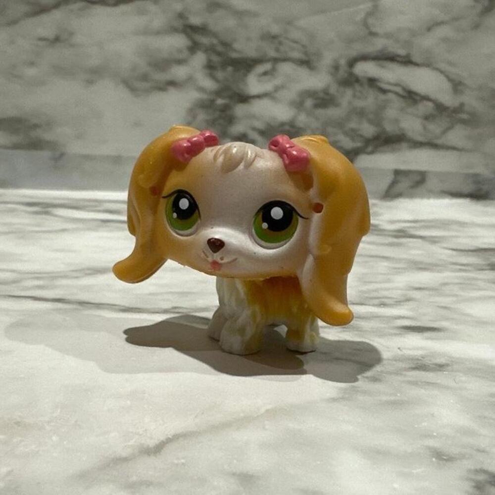 Littlest pet shop maltese dog